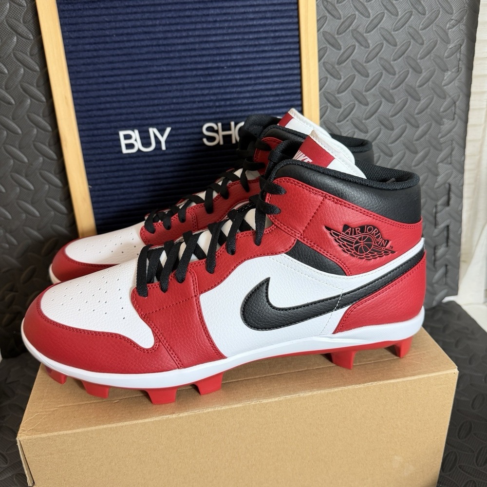 Nike Air Jordan 1 Retro MCS "Chicago" Baseball Cleats Mens Size 15